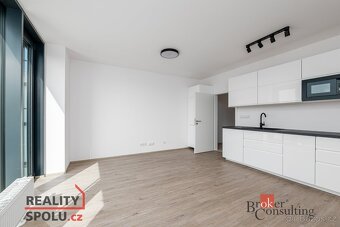 Pronájem, byty/1+kk, 40 m2, Měděná 3064/7, Jižní Předměstí, - 3