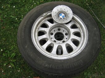 BMW 5 e39 originál – kola - 3