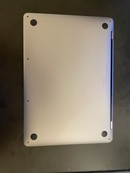 MacBook Pro 2019 i5/16GB RAM/512GB SSD/Touch Bar - 3