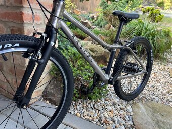 Perfektní dětské kolo RASCAL, vel. 20 - 3