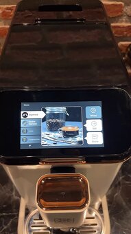 Plně funkční automatický kávovar - 3