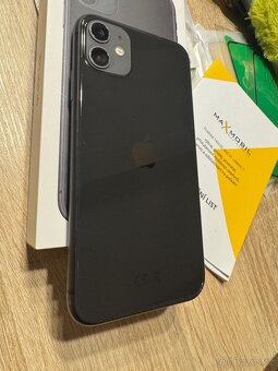 Apple iPhone 11 , krásný stav , příslušenství - 3
