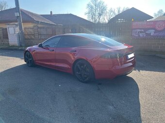 Tesla model S  100D - 3