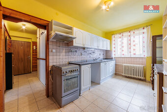 Prodej bytu 2+1, 50 m², Březová, ul. Hlavní - 3