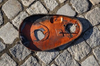 Kryt primáru Jawa 175, 250 speciál - 3