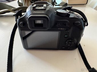 Panasonic Lumix DMC-FZ72 - 3