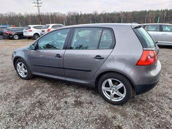 Volkswagen Golf 1.6 FSI, 6 rychl., ALU 16 - 3