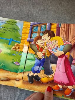 Knížka s puzzle Jeníček a Mařenka - 3