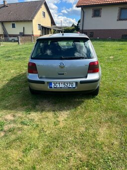Volkswagen Golf lV 1.6 16V 77 kw - 3