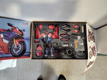 Honda CBR 1/9 nová, nepoužitá včetně kovové vidlice - 3