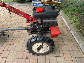 Malotraktor Vari s vozikem - 3