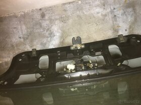 Audi A3 8l černá vrata / 5. dveře - 3