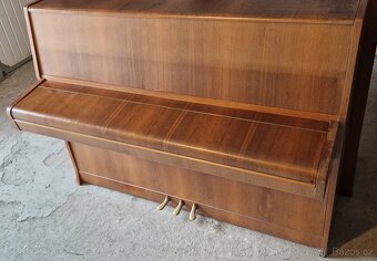 Piano Rösler - Petrof - 3pedál - 3