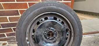 Sada zimních pneumatik 185/60 R15 - 3