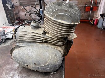 Motor CZ 175 - 3