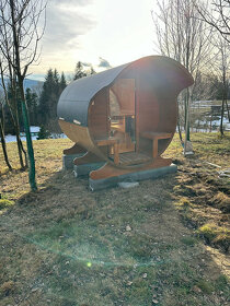 Venkovní sudová sauna s panoramatickým oknem Discovery - 3
