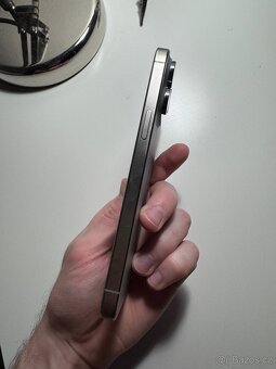 iPhone 15 Pro Max 256 Gb Titan - 3