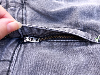 chlapecké rifle/džíny - vel. 140 - zn. Reserved - 3