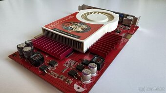 Gainward Bliss 7600GT / 256MB / PCI-E - 3