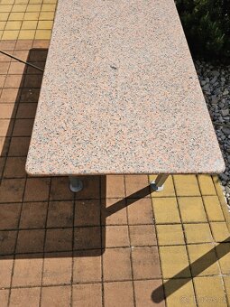 Zahradni stůl z kamennou deskou - 3