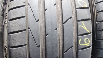 Letní pneu 235/40/19 Hankook - 3