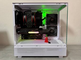 HERNÍ PC I7 9700K/16GB RAM/RX 6800 16GB/500GB SSD - 3