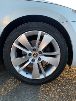 Alu kola Superb 3 - 3