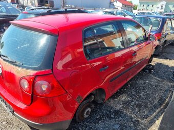 VW GOLF 5 - 3