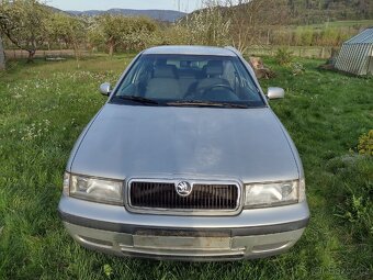 Škoda Octavia 1.6 MPI rozprodávám na díly - 3