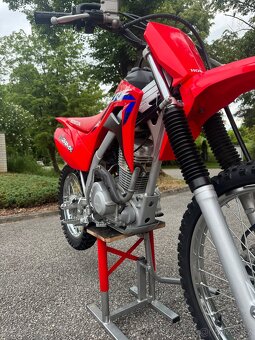 Honda crf125f 2023 (velké kola) - 3