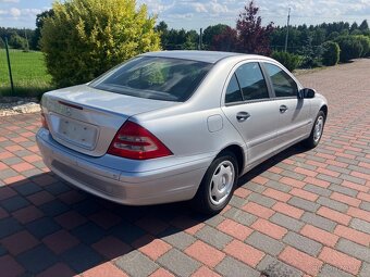 Mercedes Benz C180 2.0i benzin automat 95kw - 3