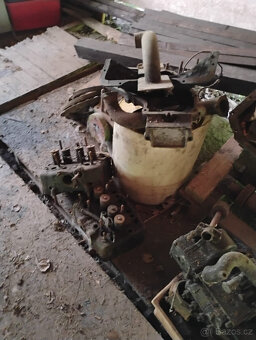 motor Praga RND - 3
