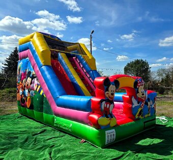 Skakaci hrad Micky Mouse - 3