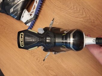 Prodám brusle CCM Tacks AS 580 vel.37,5 - 3