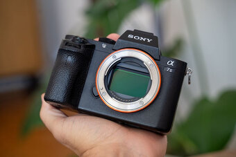 Sony A7II + objektiv Samyang 35mm f/1,8 - 3