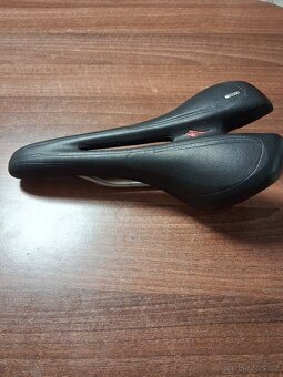 Sedlo Specialized avatar 143mm - 3