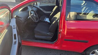 Toyota yaris 1.0 rv 2007 - 3