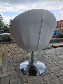 Prodam otočné koženkové kreslo - 3