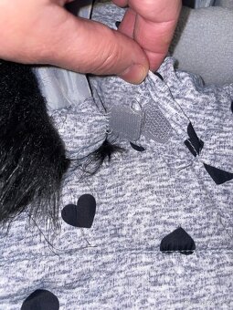 Zimní bunda srdíčka H&M - 3