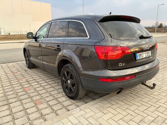 Audi Q7 - 3