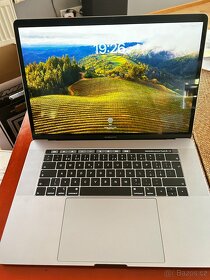 MacBook Pro 15,4 Touchbar / 2016 / 256 GB HDD - 3