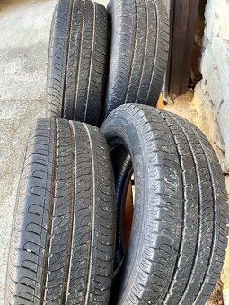 Prodam pneu sada 215/65R 16c - 3