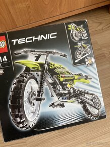 Lego Technic 8291 motorka model 2v1 - 3
