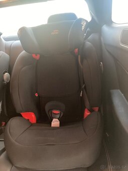 Zachovalá černá autosedačka Britax Romer Evolva 123 SL SICT - 3