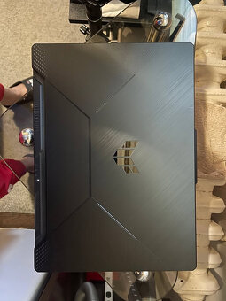 Asus TUF Gaming F15 FX506HF-HN001W Graphite Black+přenosný m - 3