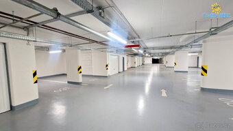 Pronájem garážového stání 20 m2, Výstavní 44, Praha 11, Háje - 3