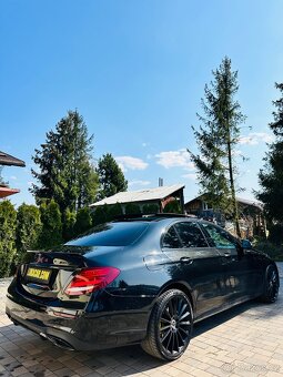 MERCEDES E KLAS 350d AMG BLACK - 3