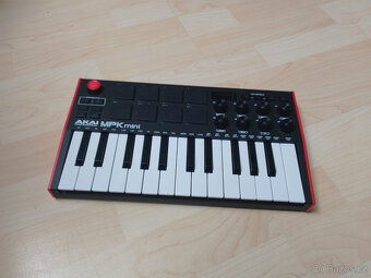 AKAI MPK mini mk3 - 3