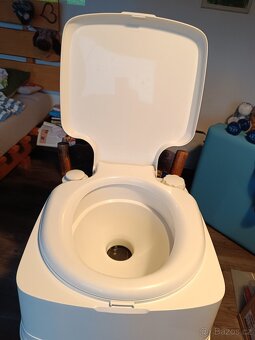 Mobilní chemické WC - 3