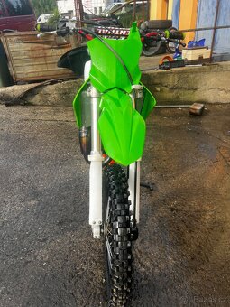 Kawasaki KX 125 r.v 2002 - 3
